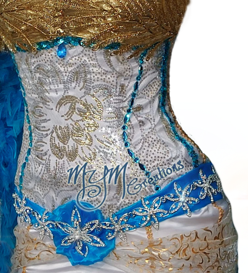 Corset du costume Justice — signature MymCréations brodée en strass